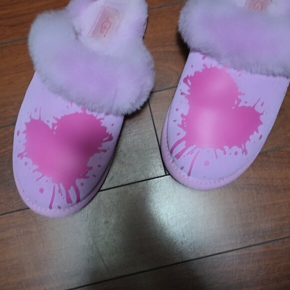 Ugg slippers - Picture 3 of 3